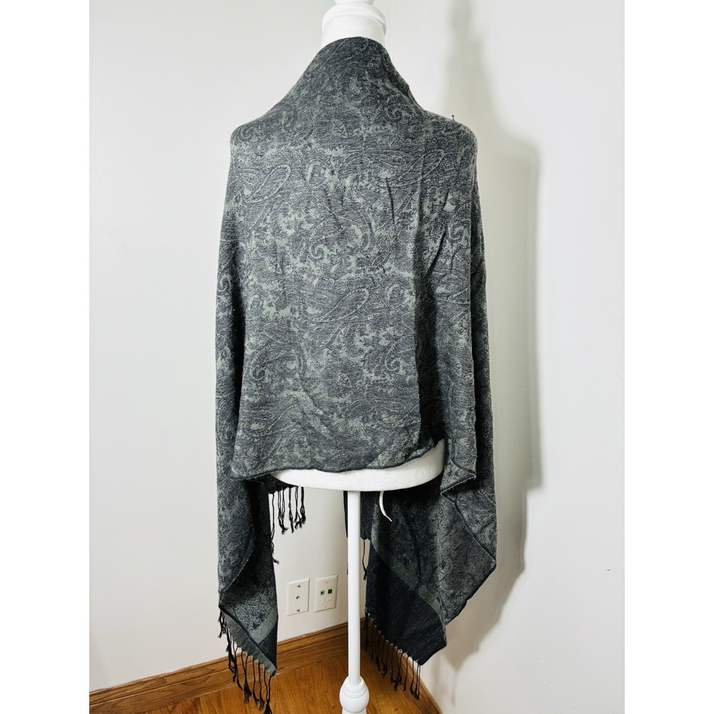 pashmina scarf wrap shawl Gray Paisley Print Pashmina And Silk Quiet Luxury